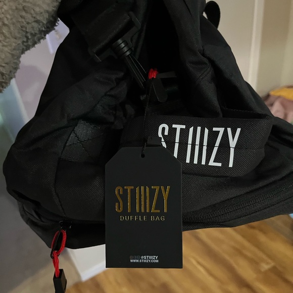 Brand New Duffle Bag - Picture 10 of 10